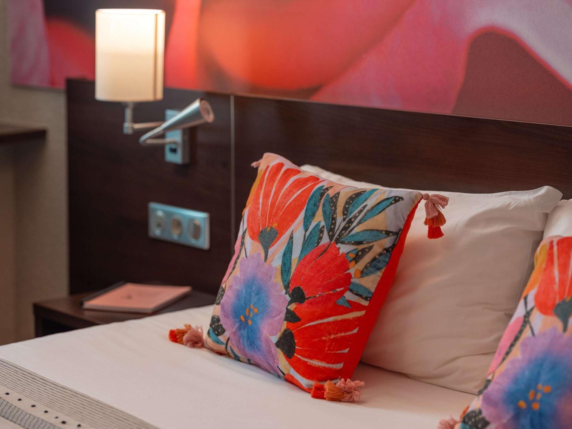 Ibis Styles Fontenay Exterior photo
