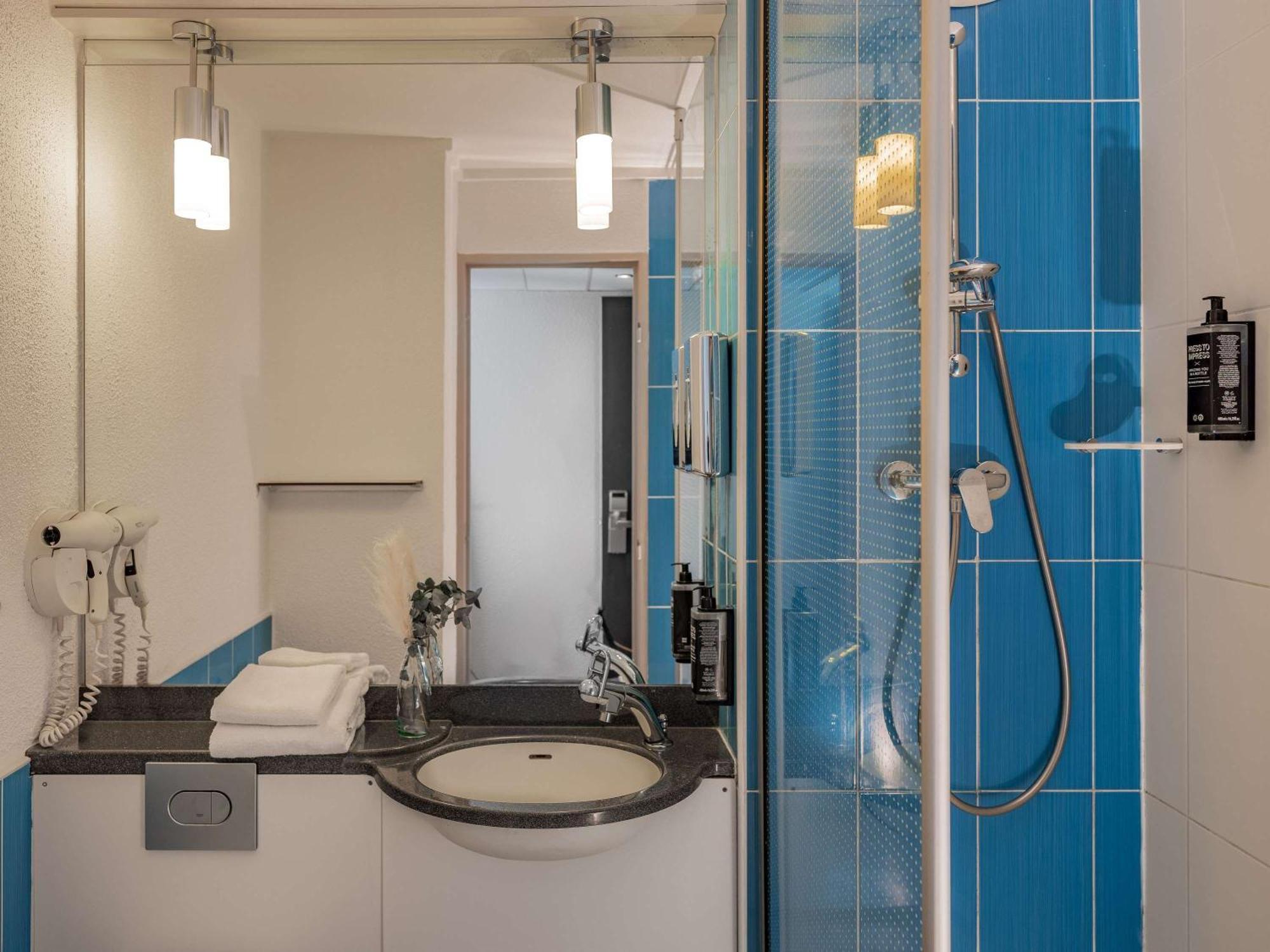 Ibis Styles Fontenay Exterior photo